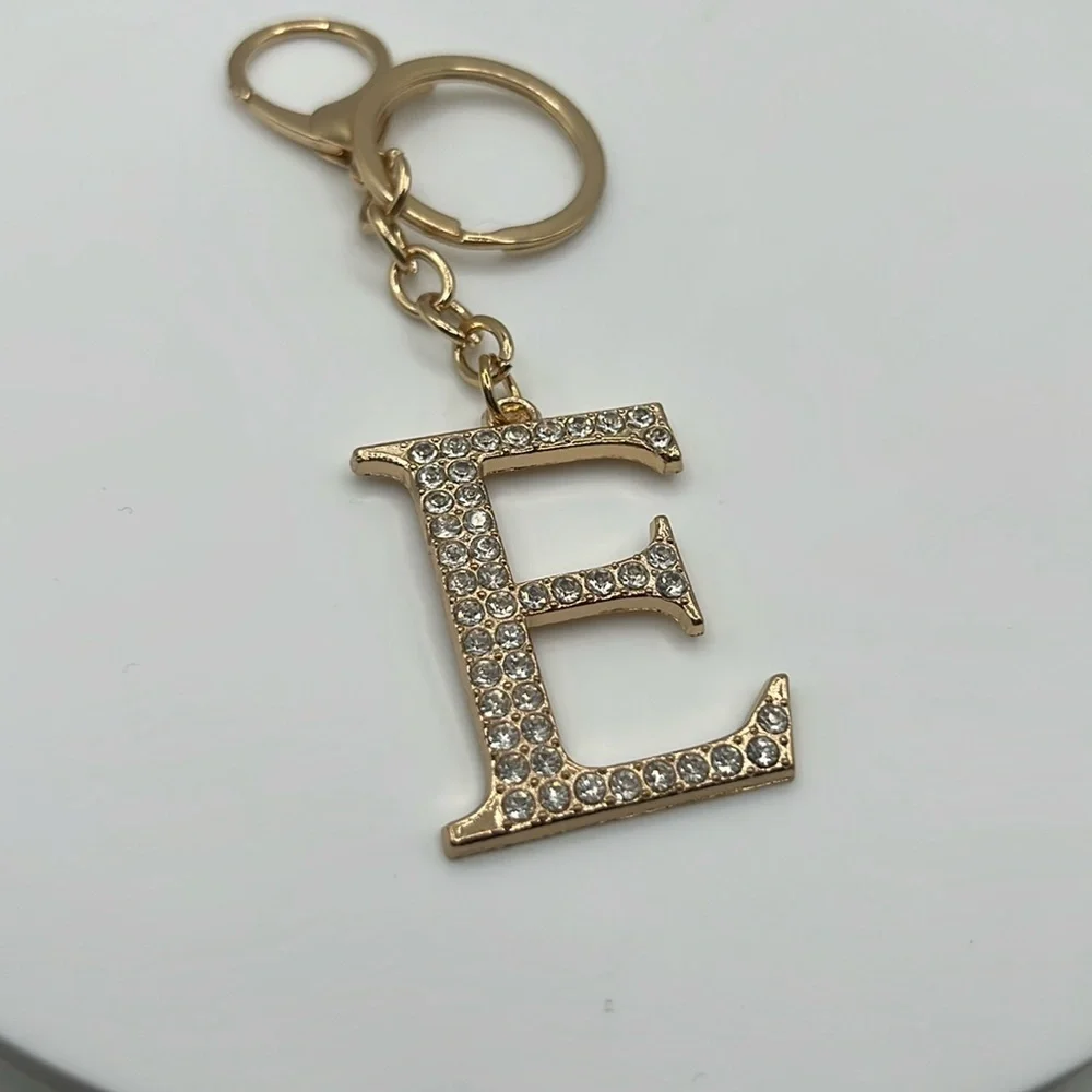 349.‎ Gold Initial E Keychain with Crystals
